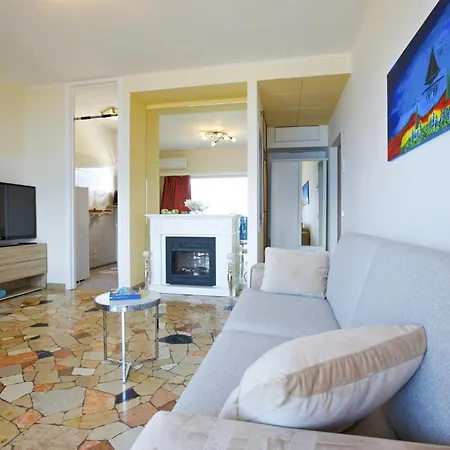 Parco Belmonte: Vista Fantastica Apartment Brezzo